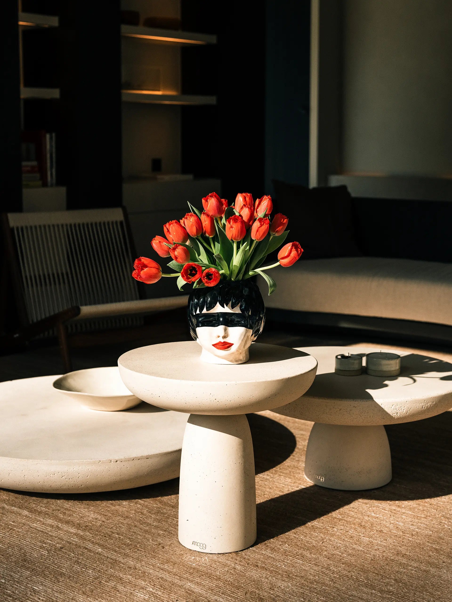 Marvellous Mary vaas