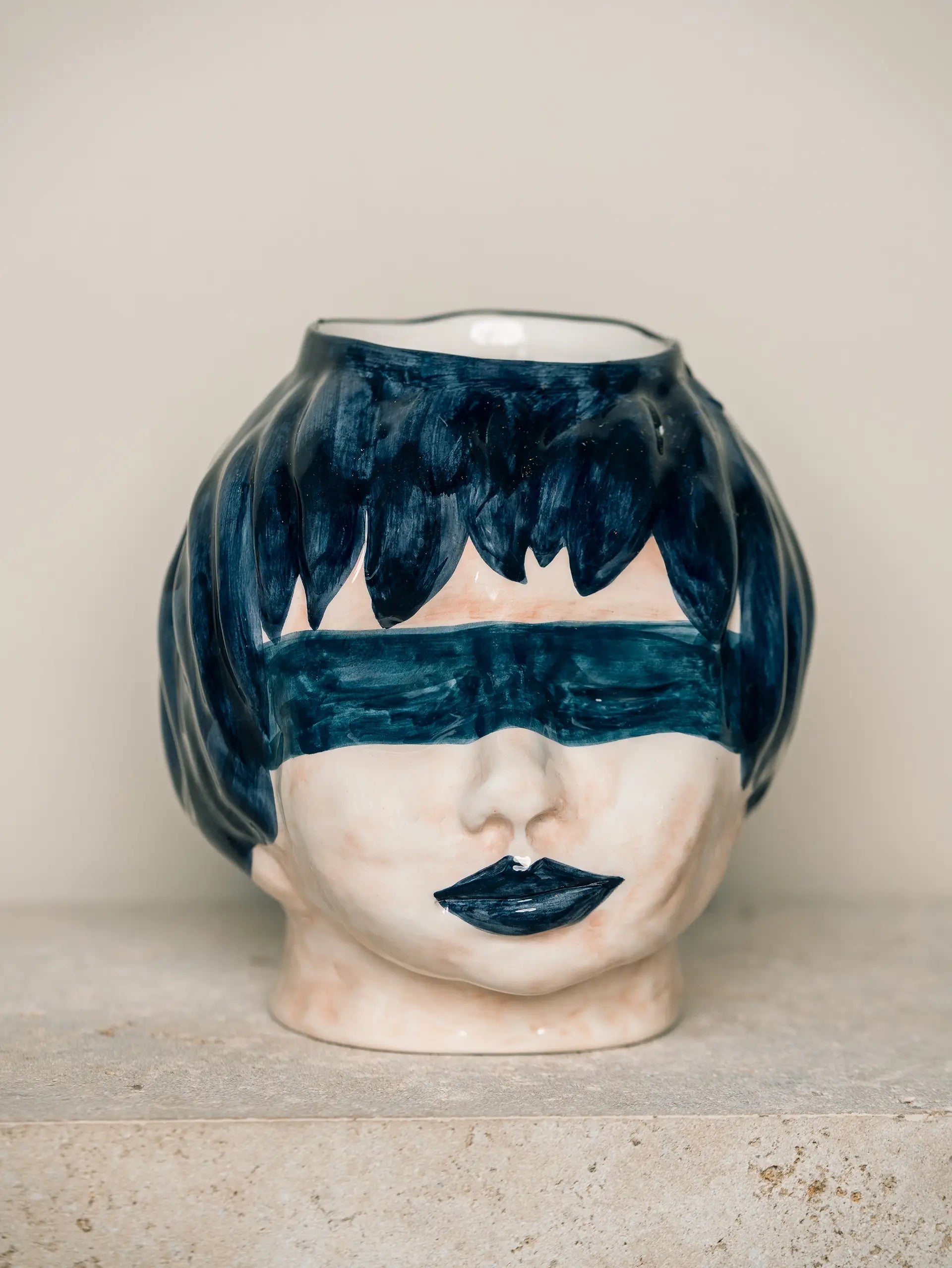 Marvellous Mary vaas