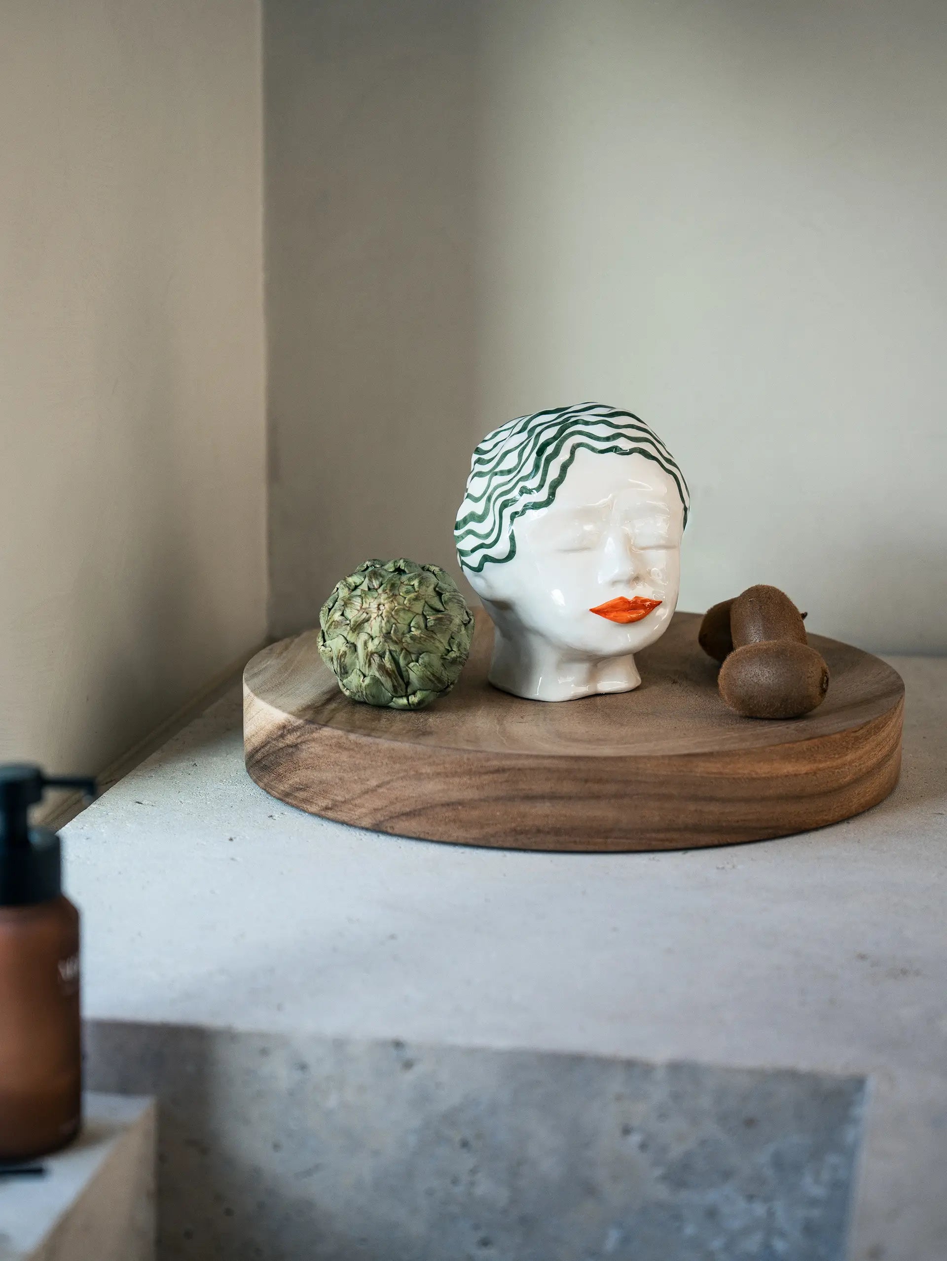 Swimming Charlotte gebroken wit