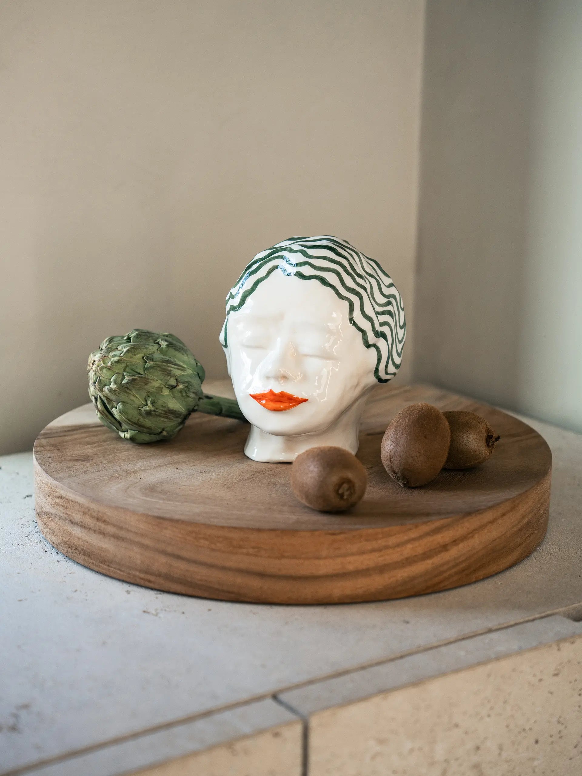 Swimming Charlotte wit