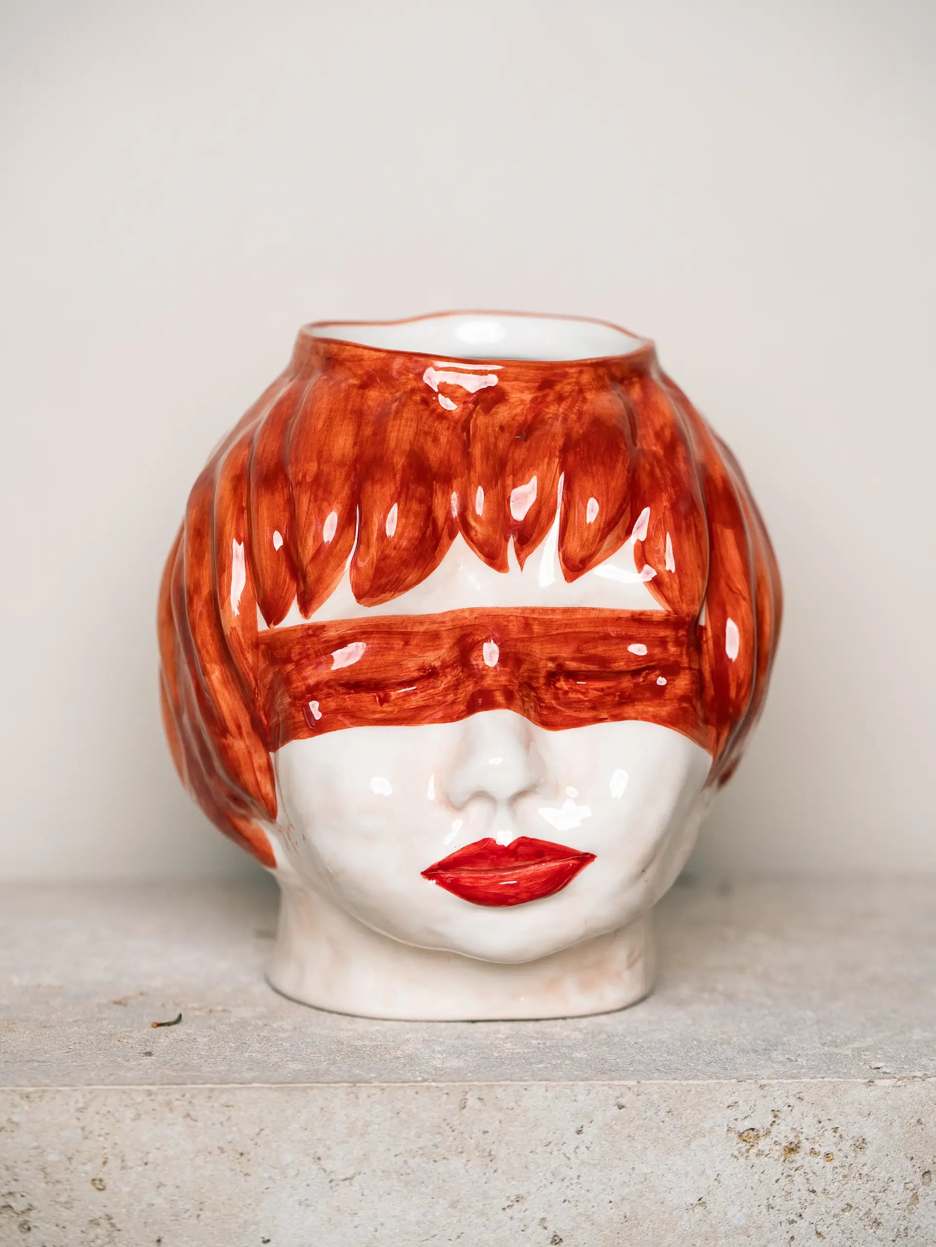 Marvellous Mary vaas